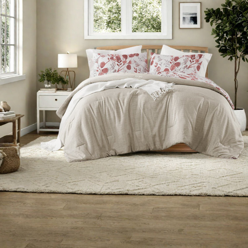 Reversible King Bedding Sets, Microfiber Seersucker Floral, Modern Home