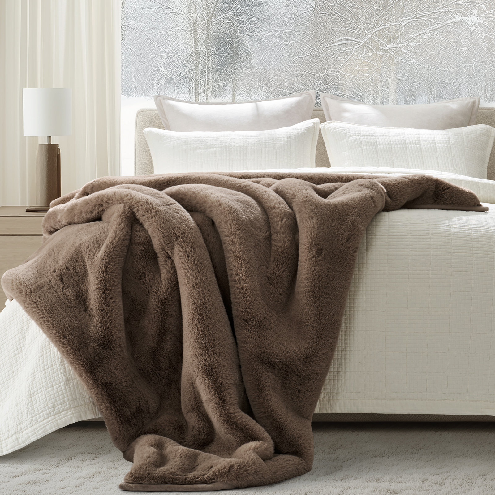 Chinchilla Faux Fur Throw Blanket, 80" L x 60" W, Tawny Mink