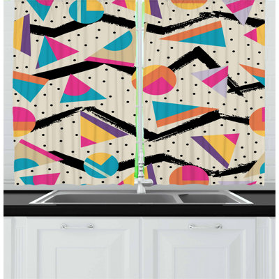 Pointed Kitchen Curtain