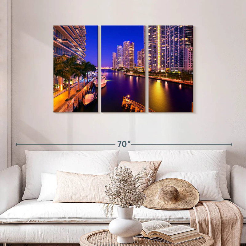 Sirpi Downtown Miami Riverwalk, H 28 po x l 45 po