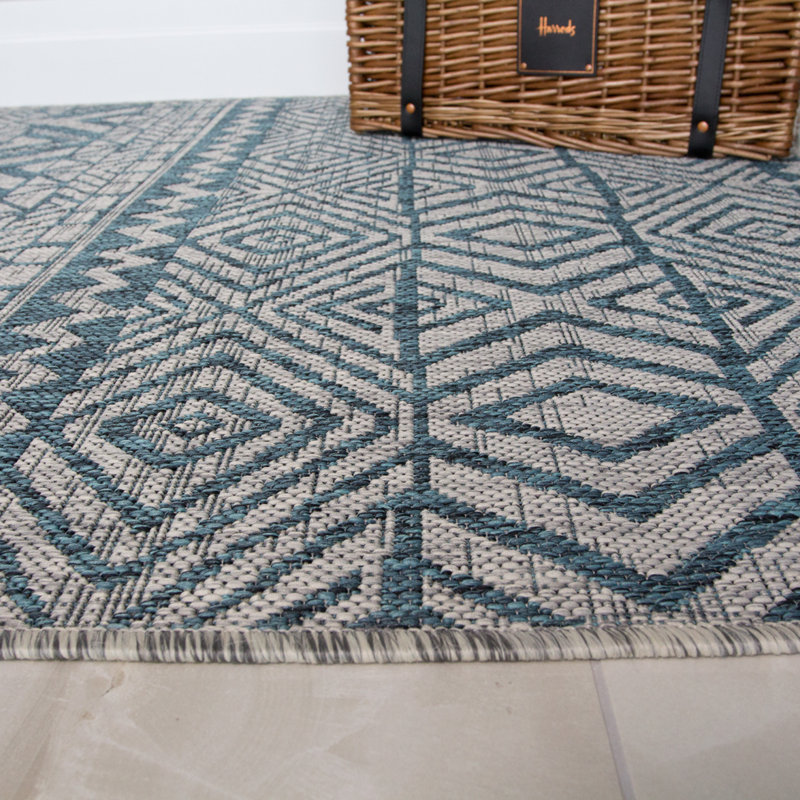 Winnsboro Geometric Indoor / Outdoor Area Rug, Runner 60 x 240cm