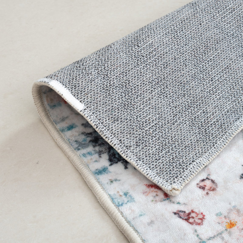 Harner Flannel Washable Rugs, Runner 1'8" x 5'