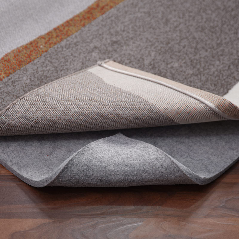 Tapis antidérapant antidérapant de 8 pi x 10 pi, sous-tapis en feutre extra épais de 1/4 po pour les planchers de bois franc, rembourrage de tapis antidérapant très rembourré