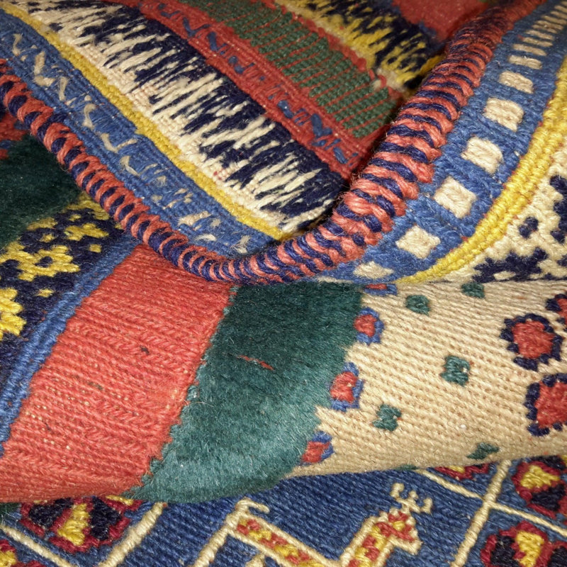Aryiel Oriental Area Rug in Green