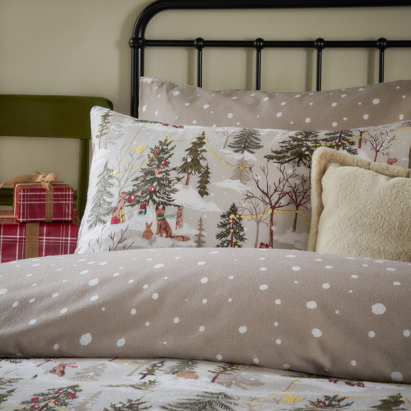 Forest Festivities Machine Printed Sheet Set, Kingsize Duvet Cover + 2 King Pillowcases