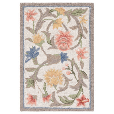 Hollander Handmade Hooked Wool Area Rug