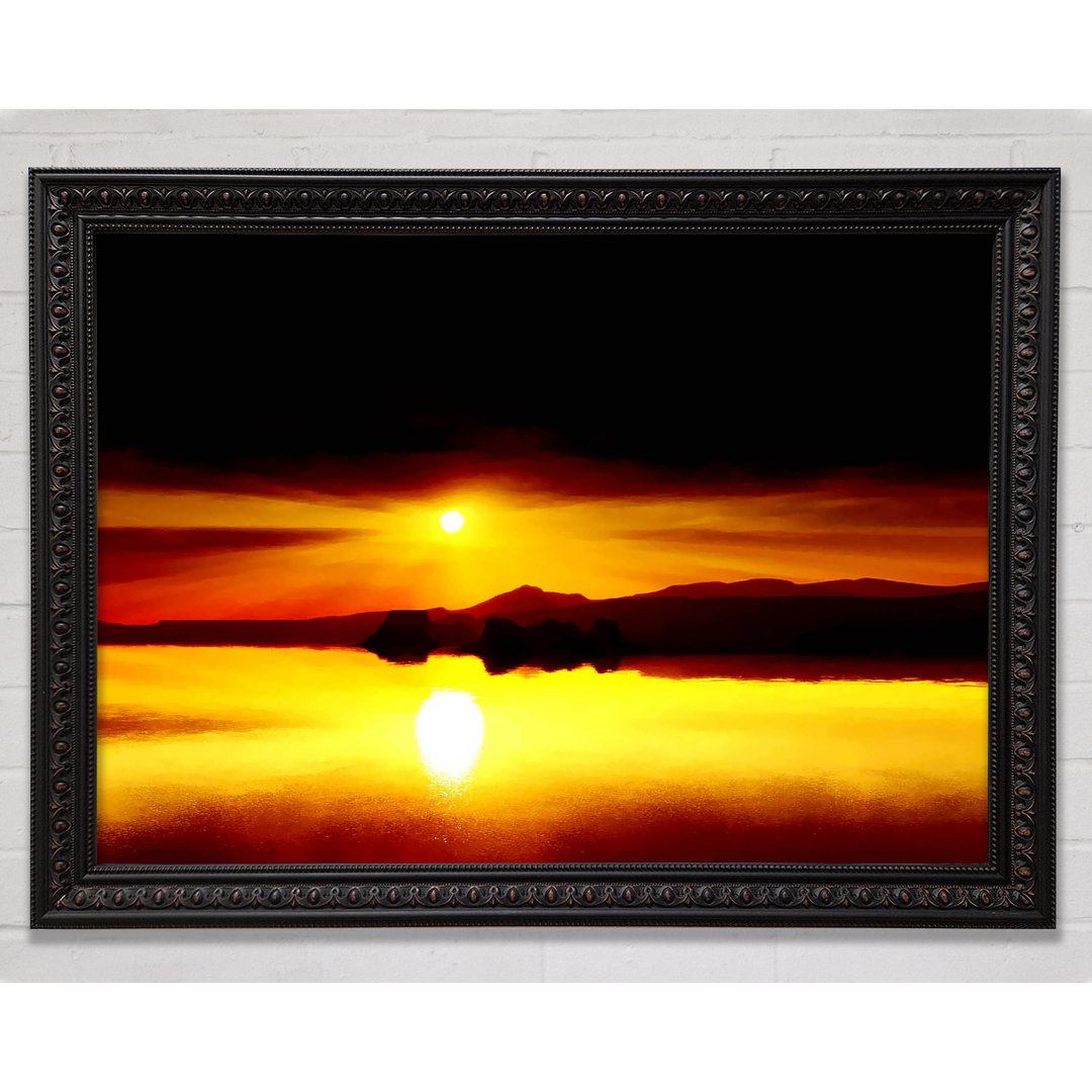 Gerahmtes Wandbild Waters Mountain Sunrise in Rot