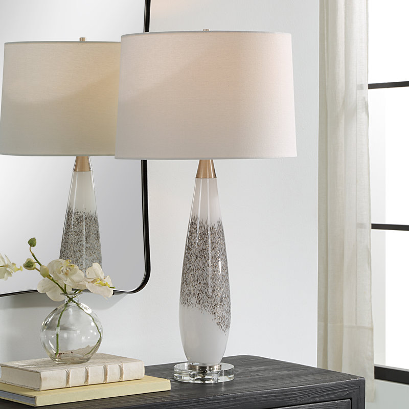Lampe de table blanche et argentée Akshaye