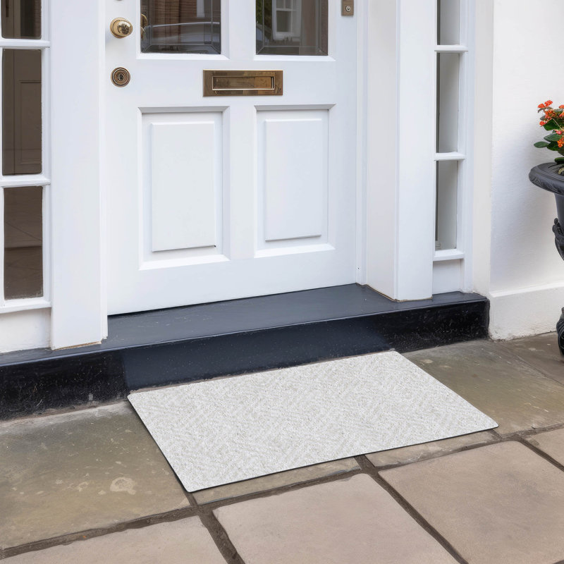 Tapis intérieur / extérieur Fairhaven avec envers antidérapant, Rectangle 1 pi 8 po x 2 pi 6 po