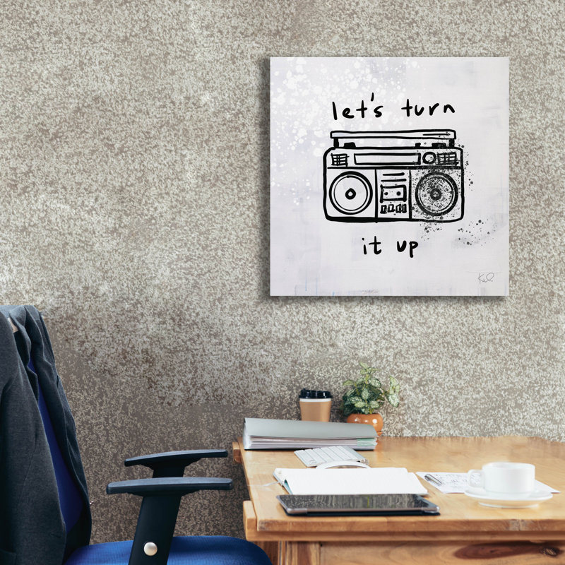 Toile épique Graffiti «Turn It Up 1» par Kent Youngstrom, 26 po x 26 po, H 26 po x l 26 po