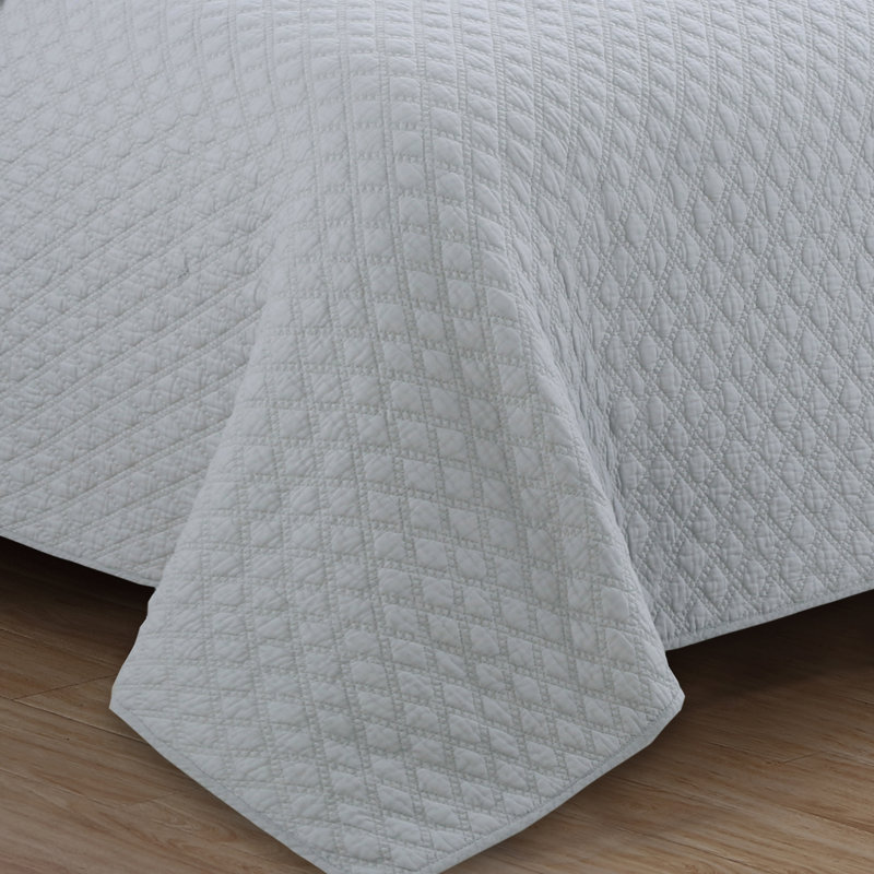 Silver Twin Cotton Quilt Set with Polyfill