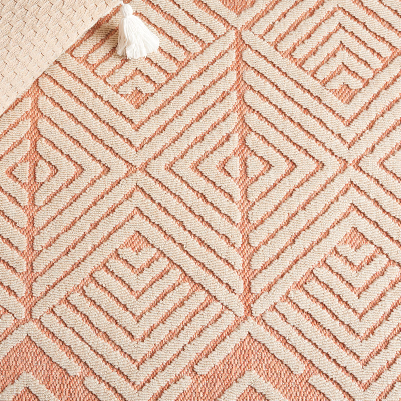 Ivory and Rust Geometric 5' x 7' Stain-resistant Rug