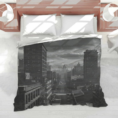 Black And White Cityscape Comforter