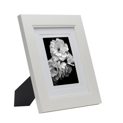 Mikasa Glossy Portrait Picture Frame, 5x7 Inch Photo