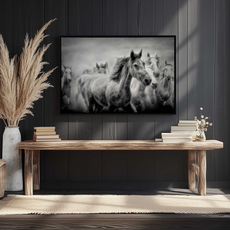 Thundering Hooves, reproduction sur toile, H 12,75 po x l 18,75 po x P 1,75 po, Cadre flottant noir satiné