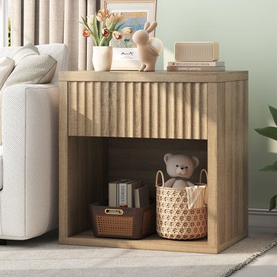 Grande table de chevet cannelée, 22,8 po de large avec rangement de tiroir, grande table de chevet en bois pour la chambre à coucher, chêne naturel