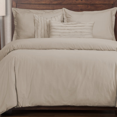Classic Bedding