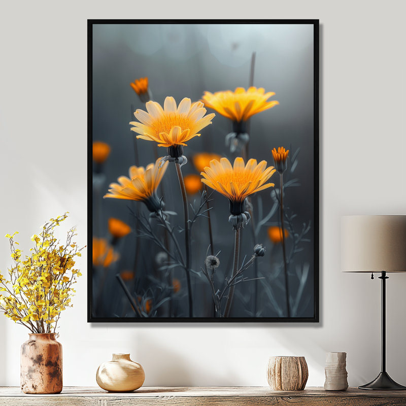 Monochromes jaunes et gris, marguerite dans le vent II - marguerite, impression d'art mural, Cadre flottant noir