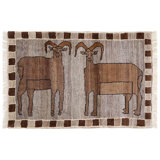 Fine Hand Knotted Persian Shiraz rug '4"X 5'2"