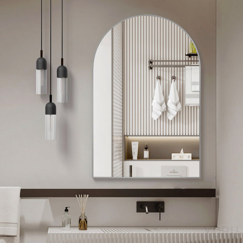 Miroir de salle de bain 24 po x 32 po.