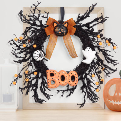Couronne d'Halloween 18 po avec chat noir, fantômes, citrouilles et Boo, roses noires, baies et décorations de ruban, porte d'entrée intérieure et extérieure couverte