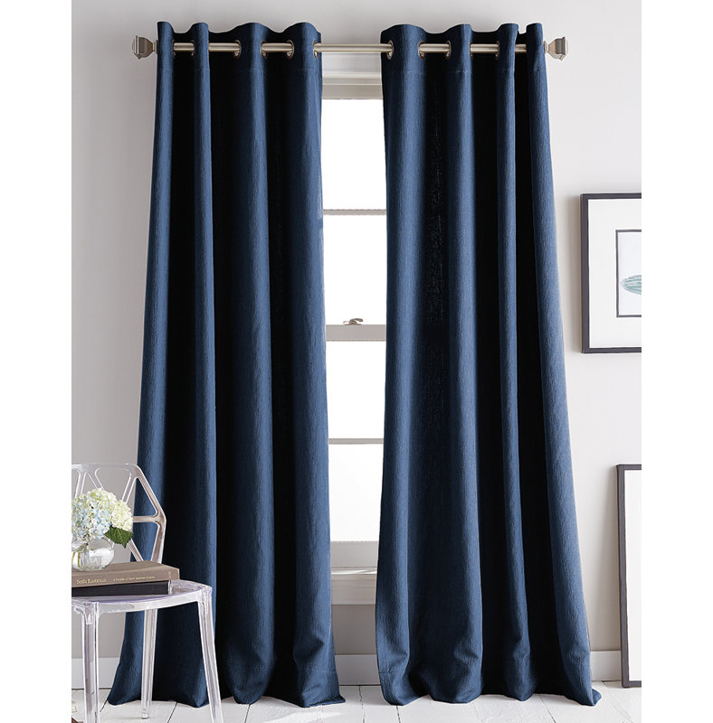 Panneau de rideau simple obscurcissant avec œillets Avenue, l 50 po x L 95 po, Indigo