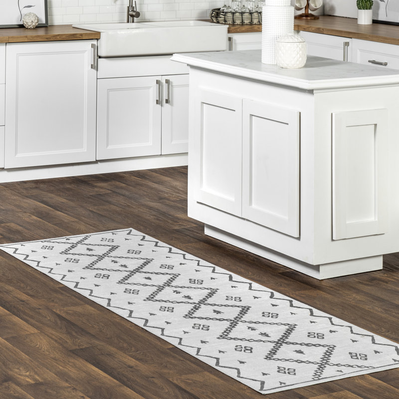 Celesta SpinClean Bohemian Trellis Machine Washable Area Rug, Runner 2'6" x 8'