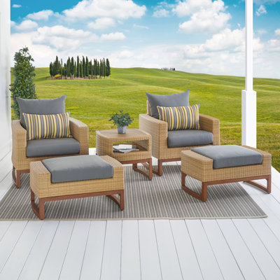 Ensemble de conversation en rotin 5 pièces avec coussins Sunbrella® Tullio