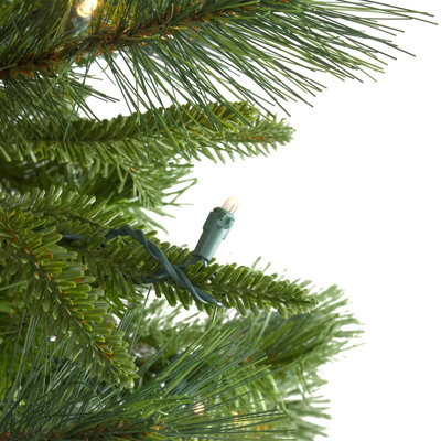 Northlight Seasonal 108" Pre-Lit Pine Garland
