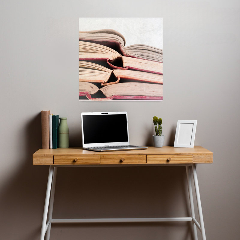 Art rétro crème avec livres rouges, H 18 po x l 18 po