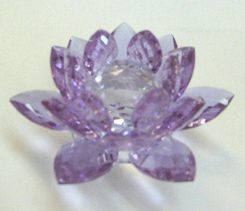 Glass Crystal Decorative Object, 2" H x 3.5" W x 3.5" D