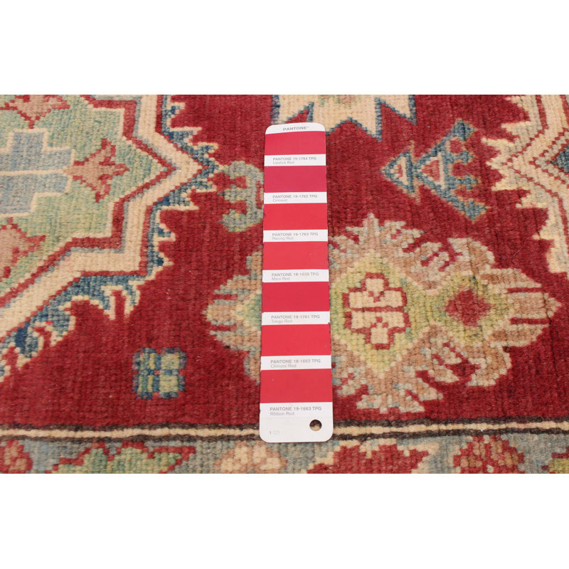 Tapis rouge foncé Finest Ghazni 5 pi 0 po x 6 pi 7 po