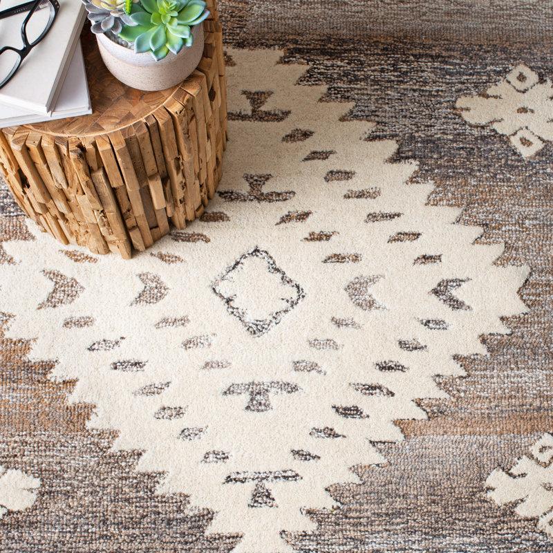 Dimmick Hand Tufted Wool/Cotton Southwestern Rug in Light Brown, Rectangle 5' x 8'