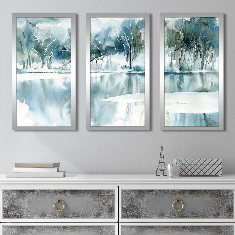 "Blue Reflections" par Katrina Pete, impression sur acrylique 3 pièces, H 33,5 po x l 52,5 po x P 1 po
