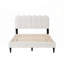 Structure de lit de tête de lit crème avec éclairage doux et structure stable pour une chambre à coucher confortable-1336283169