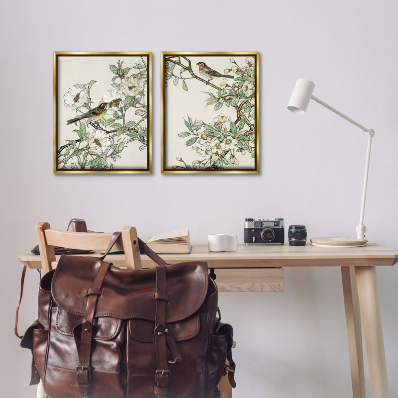 «Classic Sparrow on Blossoms», ensemble de 2 toiles flottantes encadrées par Nan, H 21 po x l 17 po