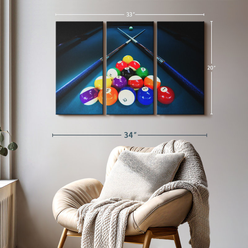 «Billiard Cue Stick Triangle», 3 pièces sur toile, H 20 po x l 33 po x P 1,25 po