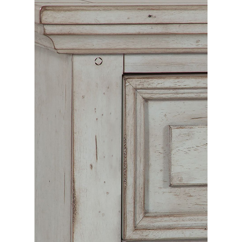 Selleck 37'' W 4 - Drawer Dresser