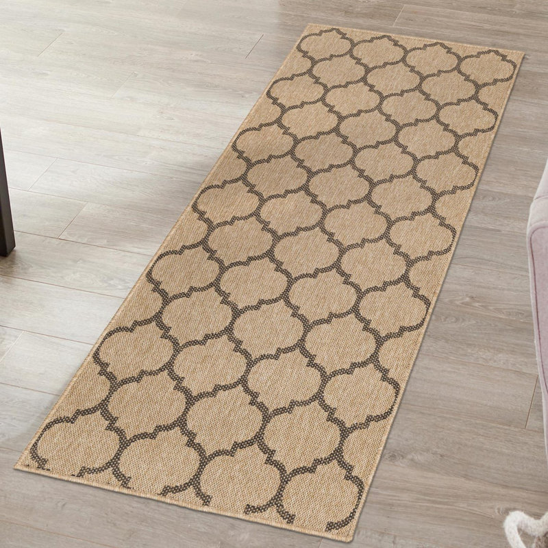 Selda   Geometric Indoor Rug, Runner 2'9" x 6'1"