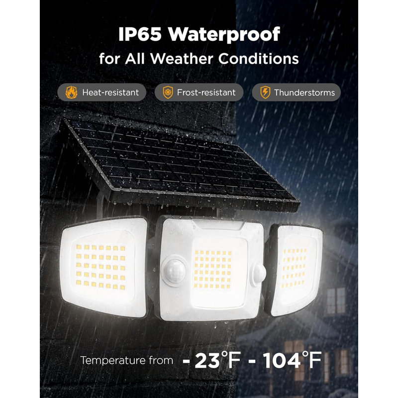 Paquet de 2 lumières solaires d'extérieur, 4 000 ampoules à DEL avec deux détecteurs de mouvement, IP67 3 lumières solaires de sécurité extérieures avec télécommande, lumière d'inondation à 3 têtes à 270 ° pour le garage
