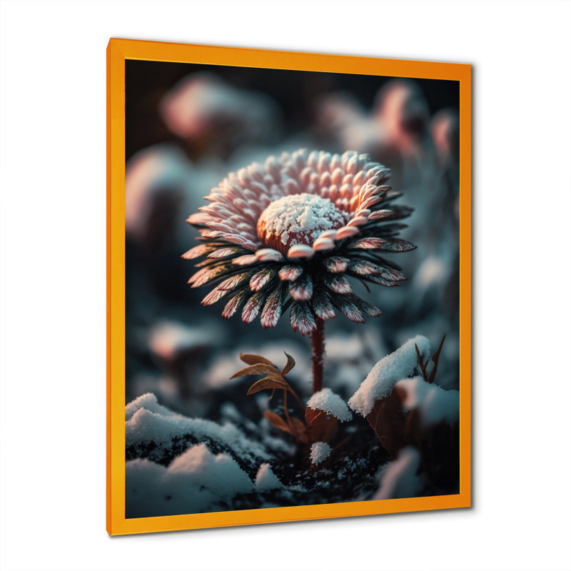 A Daisy Flower in Winter II - impression sur toile, H 40 po x l 30 po x P 1,5 po, Impression dorée sur toile encadrée