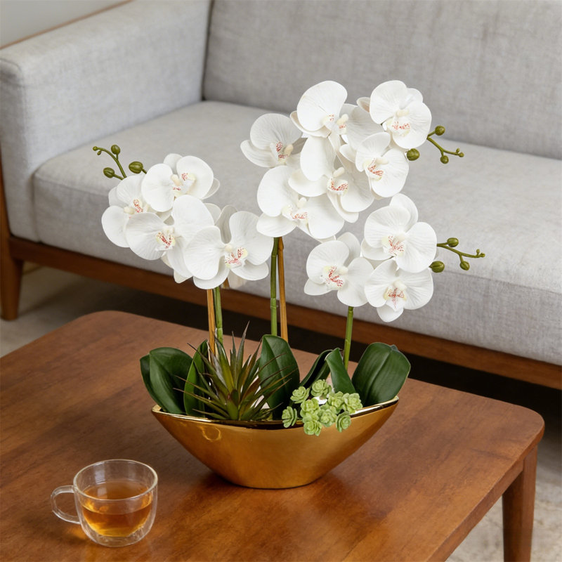 Arrangement floral artificiel, Blanc