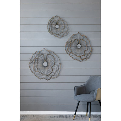 De 3 fleurs en métal suspendues au mur, transitionnel doré pour vestibule, entrée, ornement 3 fleurs dans le couloir, couloir design, porche