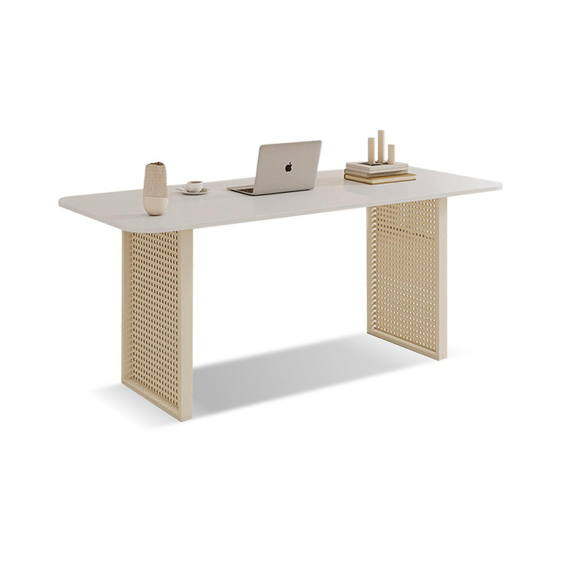 Bureau blanc rectangulaire en bois manufacturé, H 29,53 po x l 70,87 po x P 31,5 po