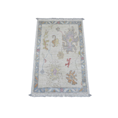 Tapis blanc en laine noué à la main 2 pi x 3 pi Angora Oushak