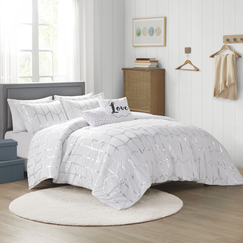 Ensemble d'édredon à imprimé métallique Raina, Édredon double / grand + 2 taies décoratives + 2, Blanc / argent