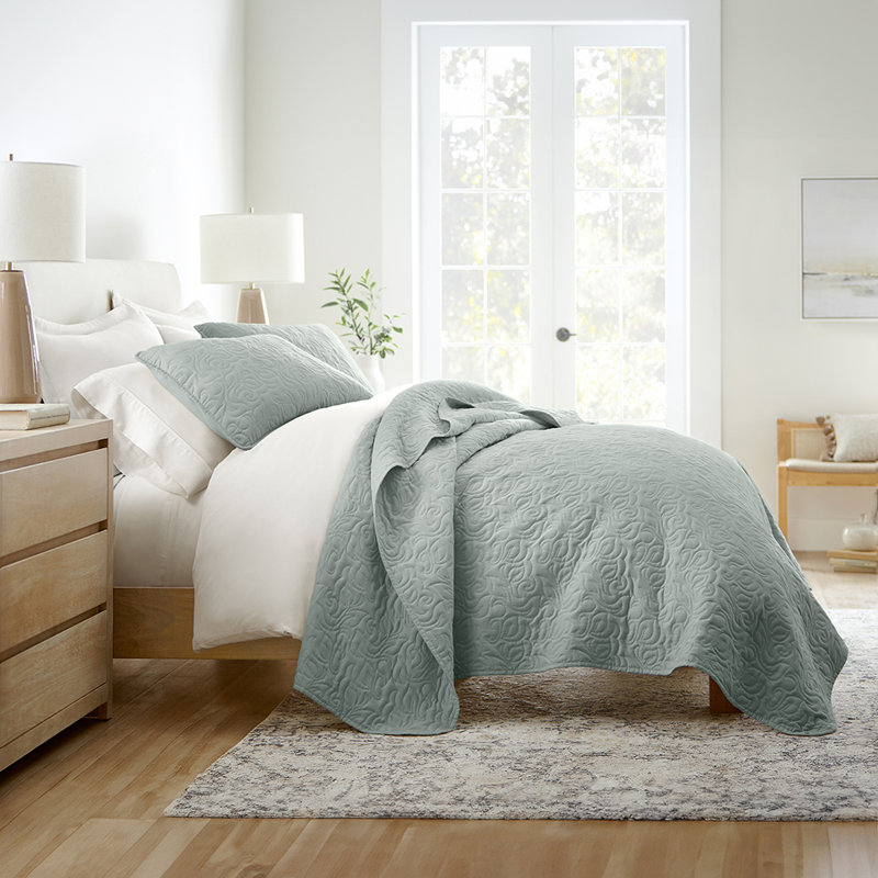 Eucalyptus Twin Reversible Microfiber Quilt Set