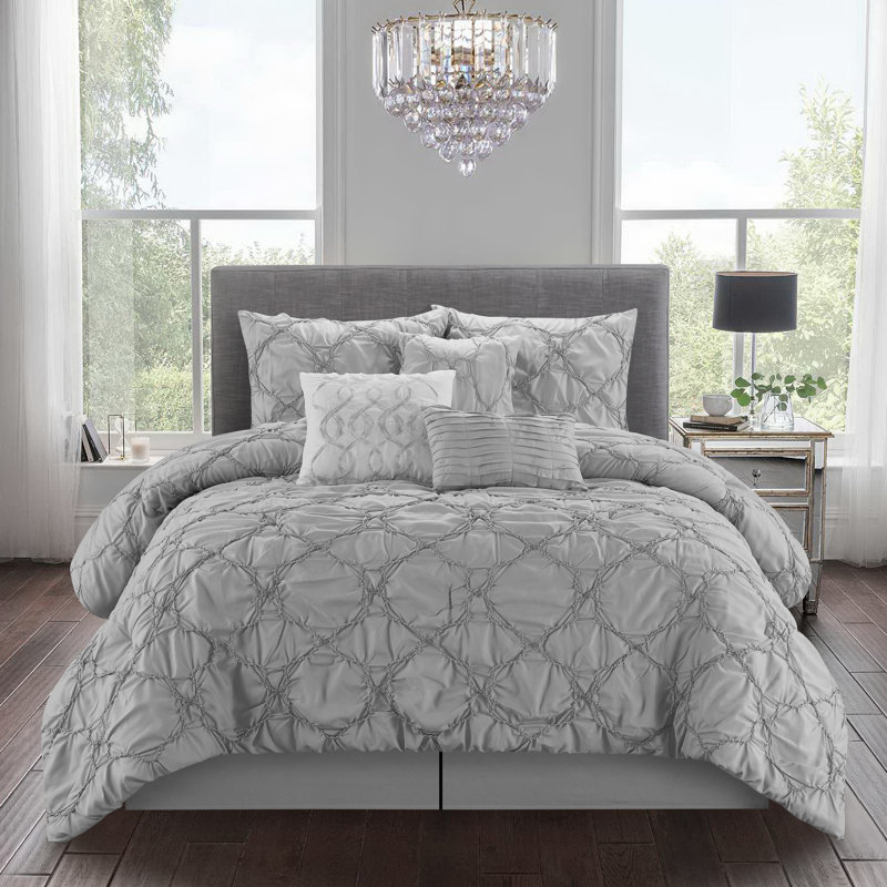 Mariscos Microfiber 7 Piece Comforter Set, California King, Gray