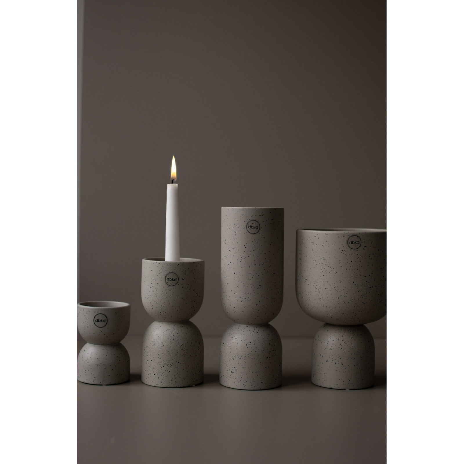 Post Tealight Holder Mole Dot, 3.94" H x 2.76" W x 2.76" D