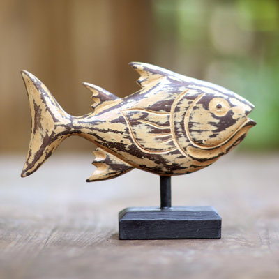 Highland Dunes Handmade Snapper Fish Wood Statuette